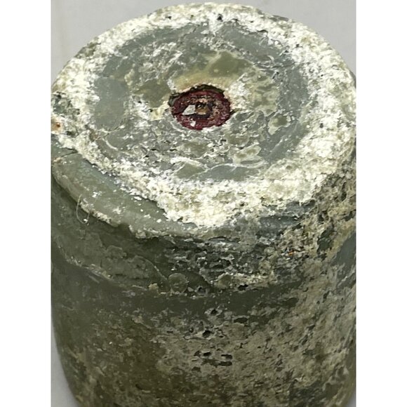 set of 2 candles pine 1 with jar 1 without green never lite 3x3.5" holiday READ - Picture 5 of 6